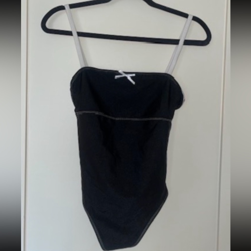 Frankie's Bikinis x Gigi Hadid 23 One Piece Swimsuit - Large - Never worn